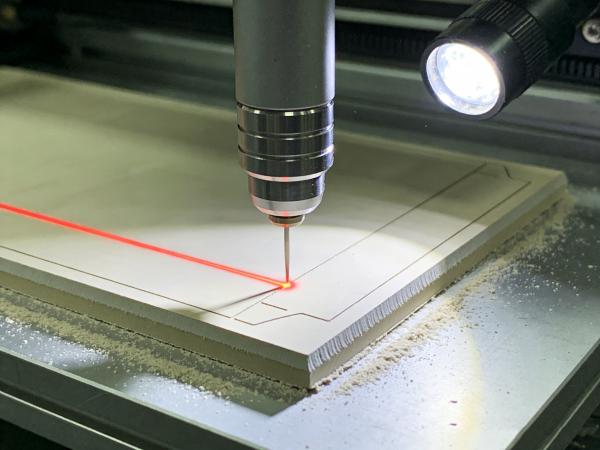 超越激光：以本地化創(chuàng)新與服務(wù)，引領(lǐng)全國(guó)LTCC紅外皮秒切割新標(biāo)桿